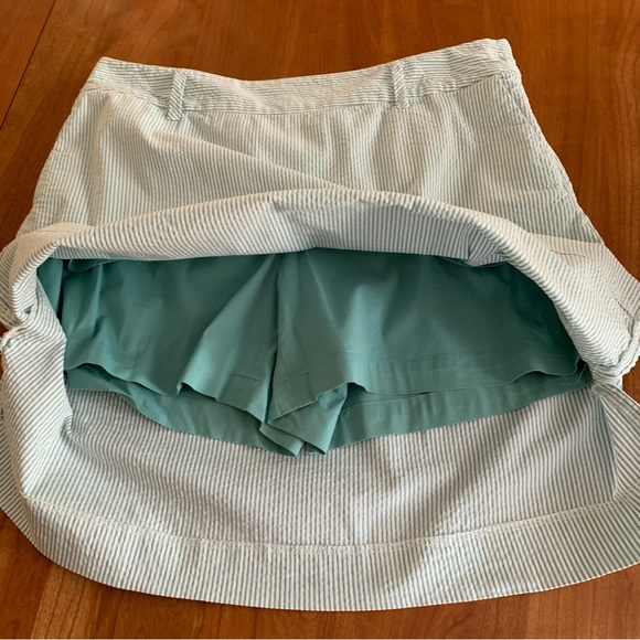 Liz & Co. Mint Striped Seersucker Skort Womens 10 With Pockets - Picture 8 of 11